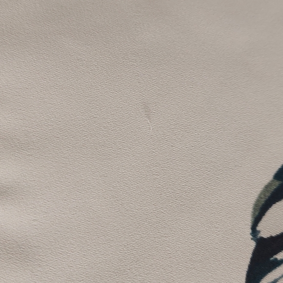 Ann Taylor sleeveless button down palm print - Picture 3 of 6